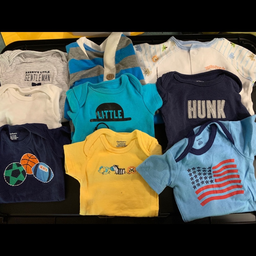 0-3 month baby boy clothes.